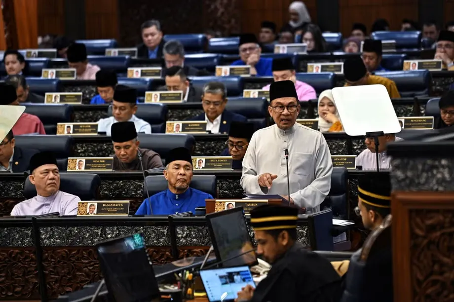 Anwar Cites Post-Crisis Corporate Sales, Says Political Will Is Key to Tackling Financial Crime