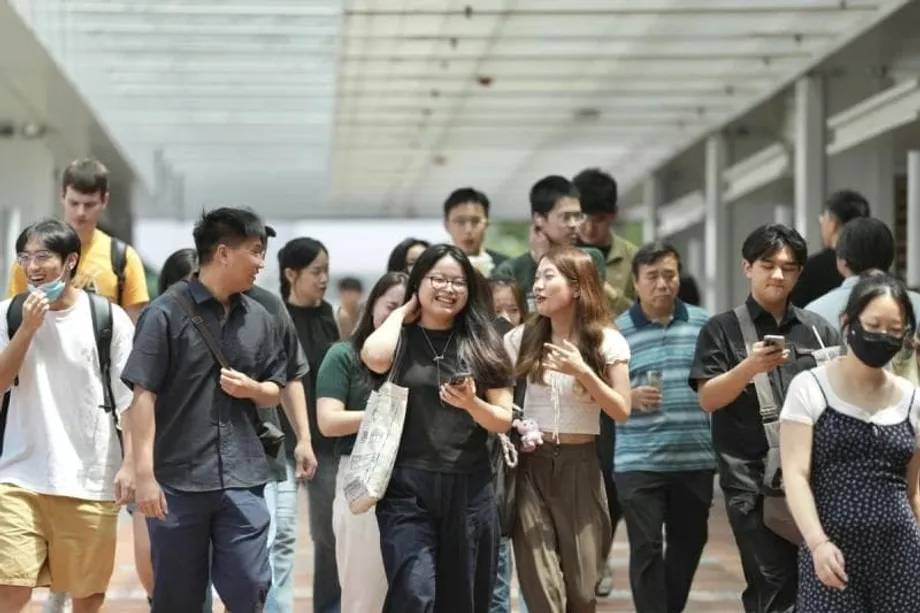 Hong Kong y Singapur compiten por los estudiantes internacionales mientras cambian las preferencias de estudio