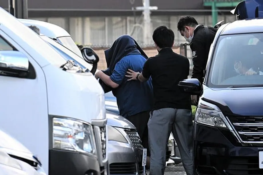 Un arresto en Fukuoka deja al descubierto años de falsificación de licencias docentes y conductas indebidas ocultas